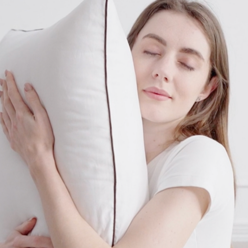 Snoozscape™ Luxury Pillow